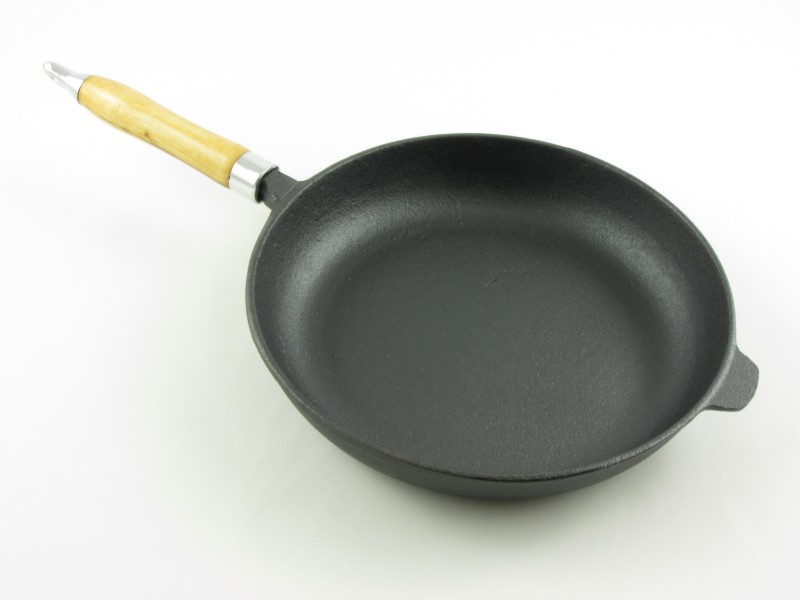 Öntöttvas serpenyő fa nyéllel 26 cm - Perfect