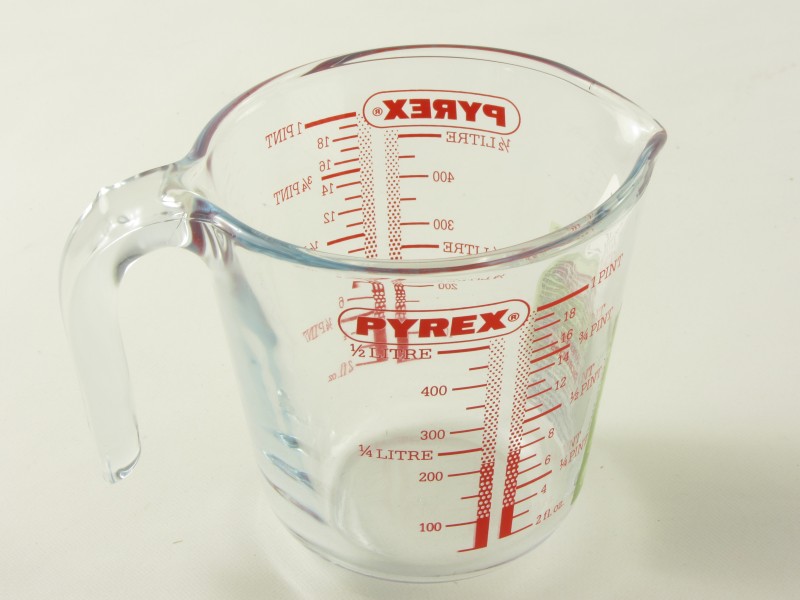 Üveg mércés kancsó 0,5 liter - Pyrex