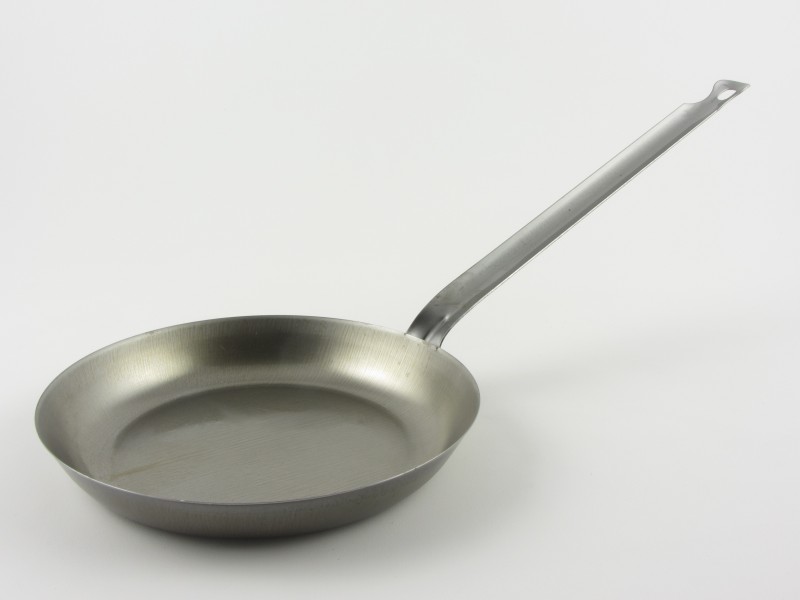 Bonyhádi hagyományos vas palacsintasütő 24 cm