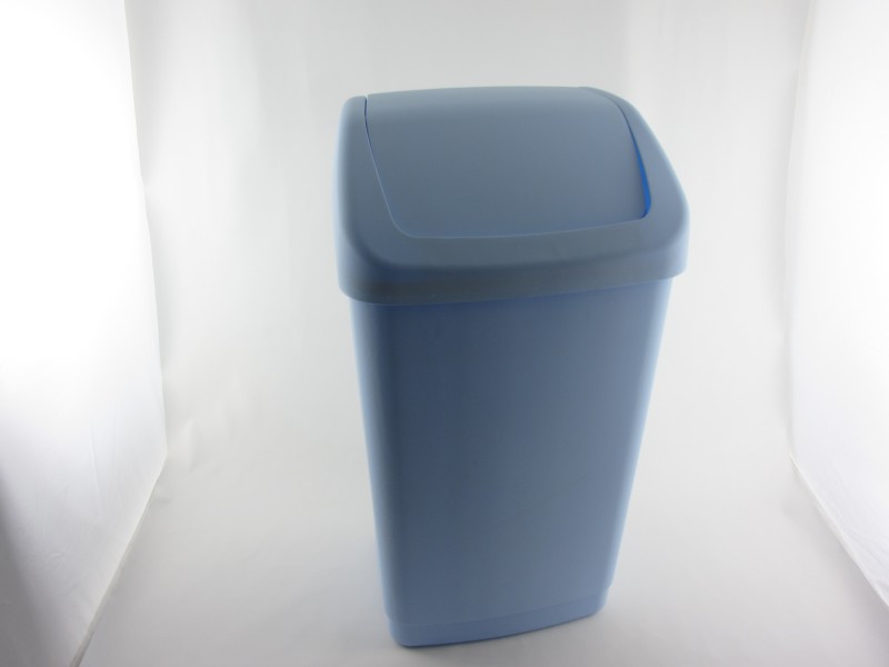 Műanyag billenős szemetes kuka 50 liter