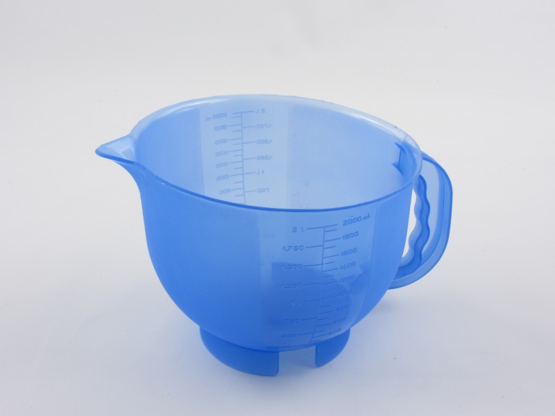 Műanyag mércés kancsó 2 liter