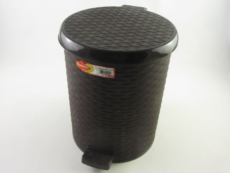 Műanyag pedálos szemetes kuka 15 liter rattan sötétbarna - Senyayla
