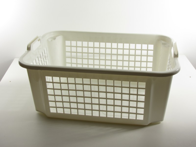 Műanyag ruháskosár 80 liter