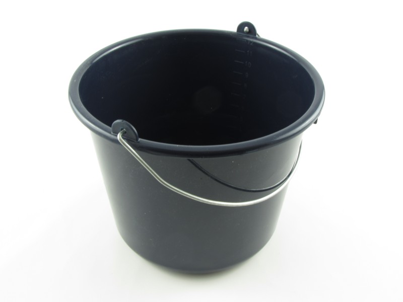 Műanyag vödör fém füllel 12 liter