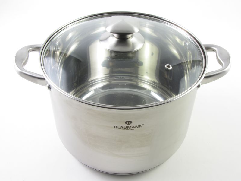 Rozsdamentes fazék fedővel 7,7 liter 24 cm - Blaumann (vastag füllel)