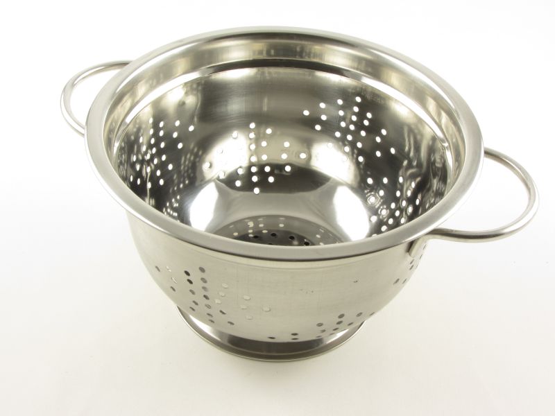 Rozsdamentes fogantyús tésztaszűrő - gyümölcsmosó 24 cm - Ach