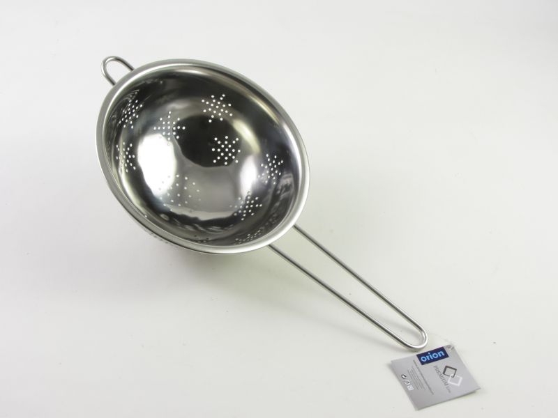Rozsdamentes nyeles tésztaszűrő 20 cm - Orion