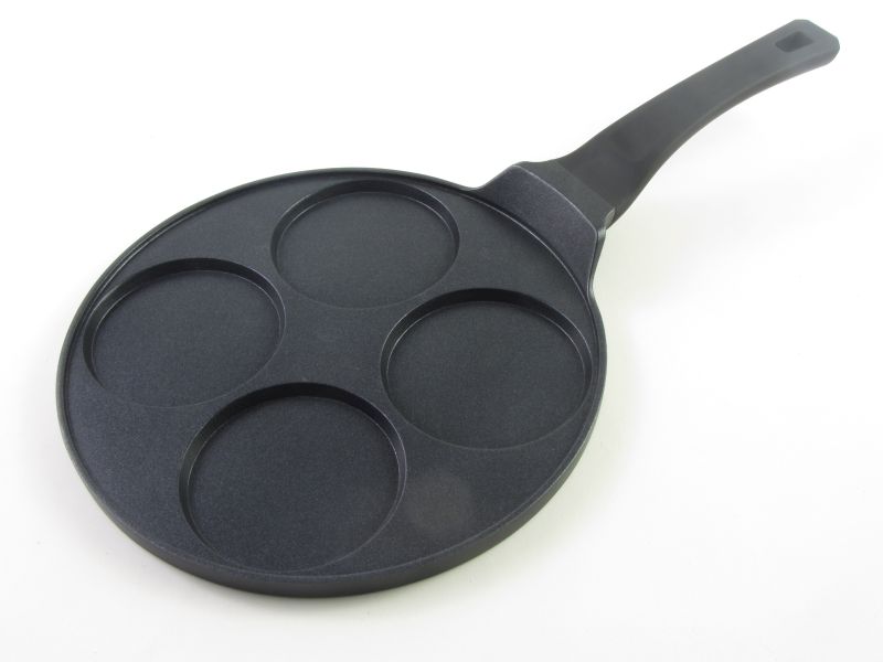 Titán bevonatos indukciós amerikai palacsintasütő 26 cm - Berlinger Haus Matte Black